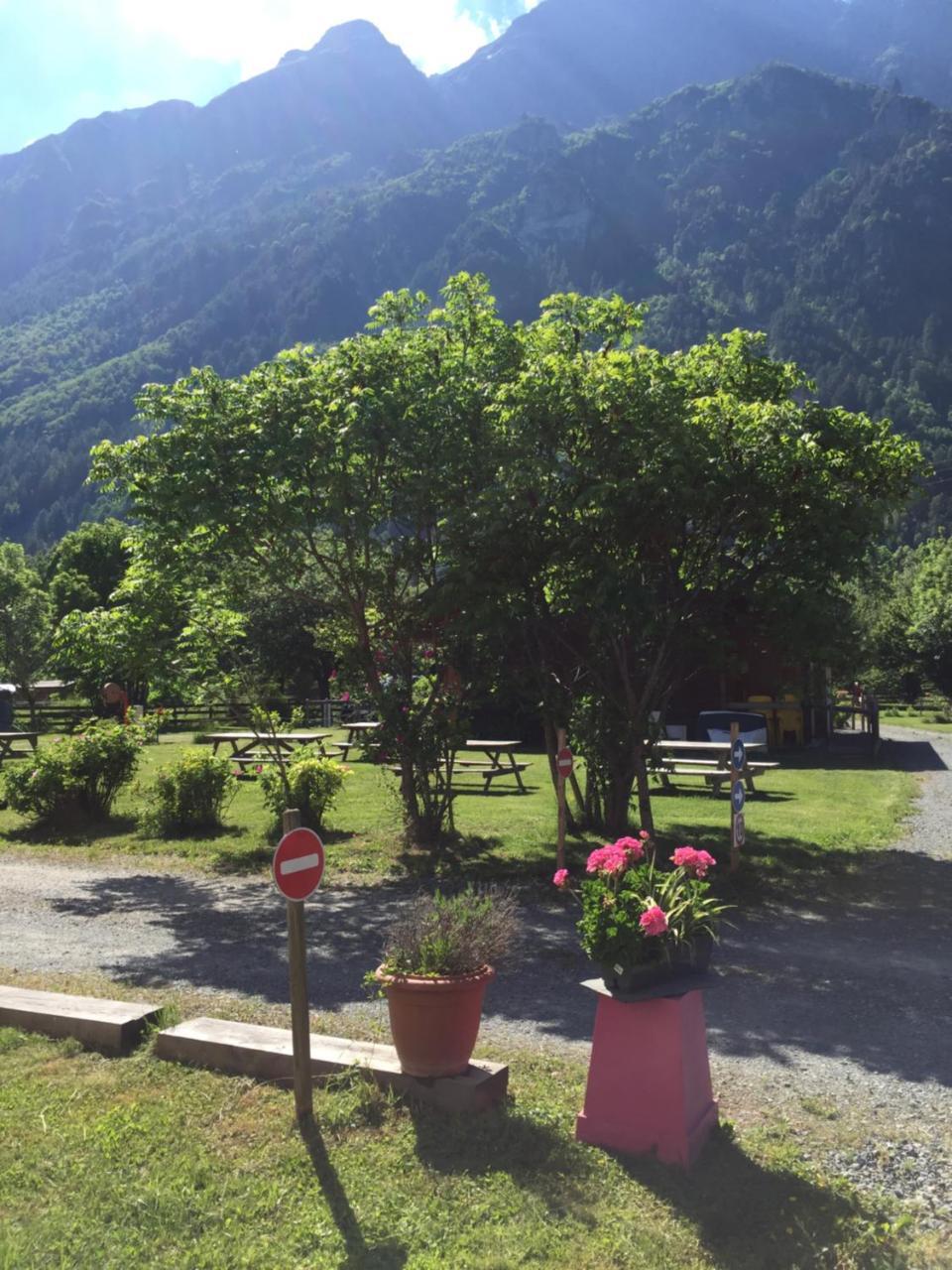 Willa Ferme Noemie Le Bourg-dʼOisans Zewnętrze zdjęcie